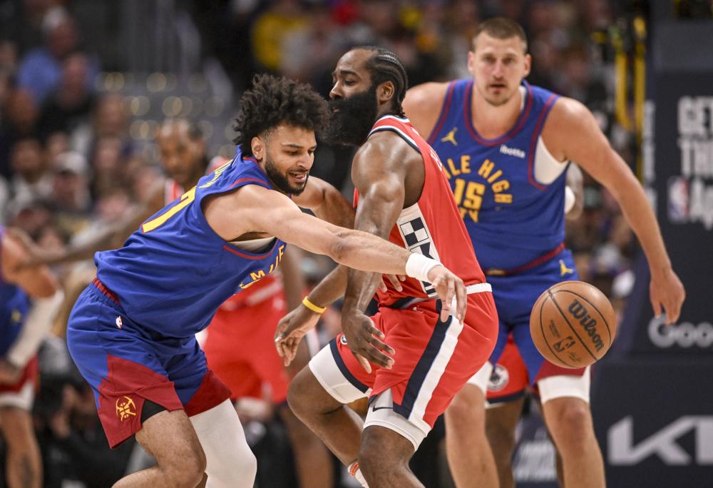 受瞩目的战 受瞩目的战